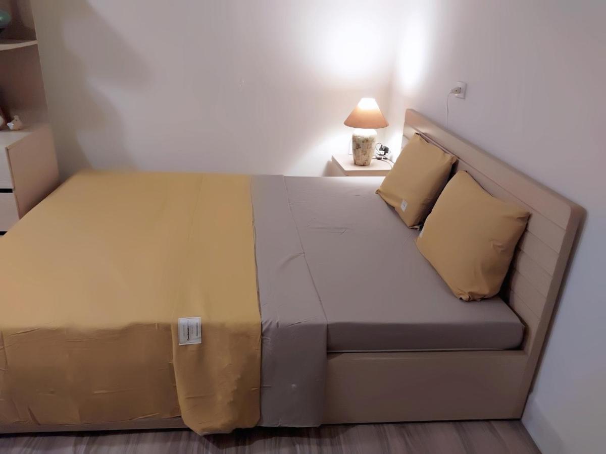 Da Tree Homestay Hanoi Eksteriør billede